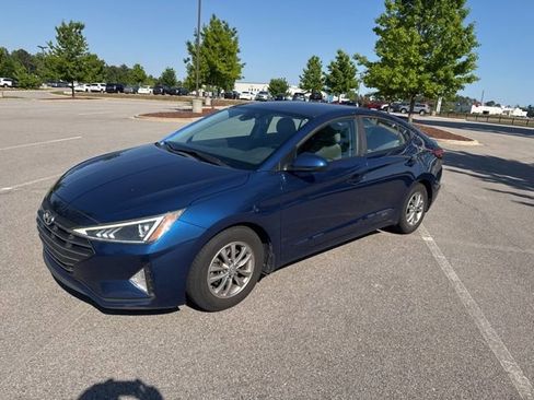 Used 2019 Hyundai Elantra ECO image 3