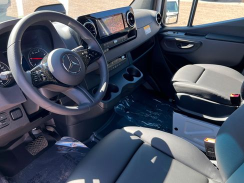 New 2026 Mercedes-Benz Sprinter 2500 image 11