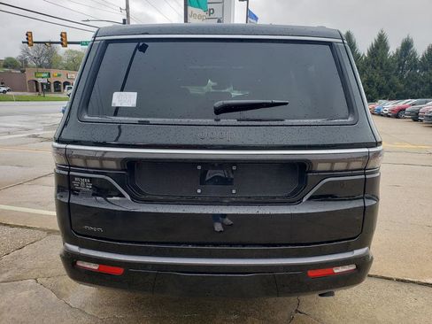 New 2026 Jeep Grand Wagoneer 4WD w/ Premium Group I image 4
