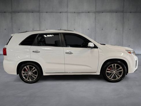 Used 2014 Kia Sorento SX image 6