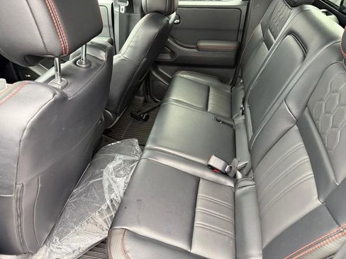 Used 2024 Nissan Frontier PRO-4X w/ Pro Premium Package image 13