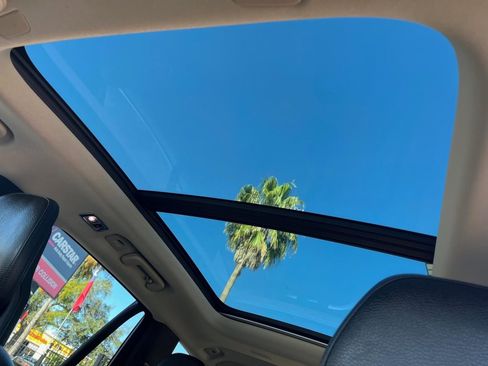 Used 2018 Volvo XC90 T6 Momentum w/ Convenience Package image 21