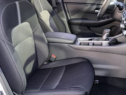 New 2025 Nissan Sentra SV w/ All-Weather Package image 5