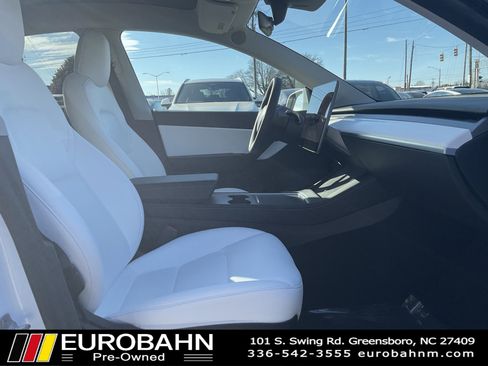 Used 2022 Tesla Model Y Performance image 20