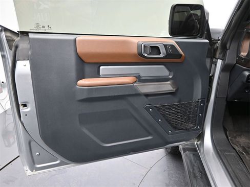 Used 2023 Ford Bronco Outer Banks w/ Sasquatch Package image 16