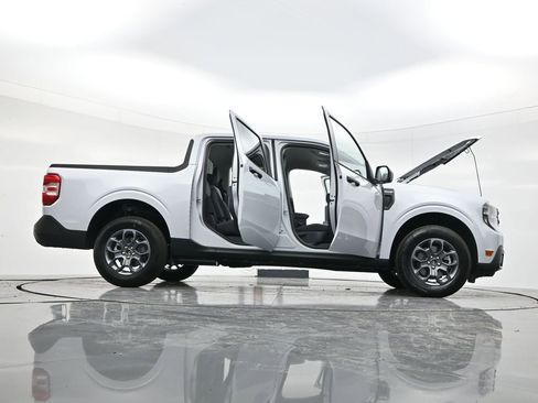 New 2025 Ford Maverick XLT w/ XLT Luxury Package AWD/4WD image 57