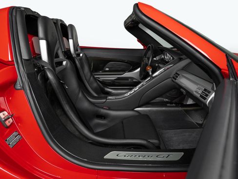Used 2004 Porsche Carrera GT RWD image 28
