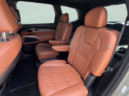 Certified 2025 Kia Telluride EX X-Line AWD/4WD image 10