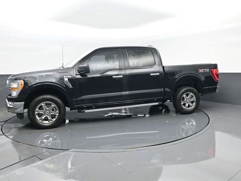 Used 2023 Ford F150 XLT w/ XTR Package image 5
