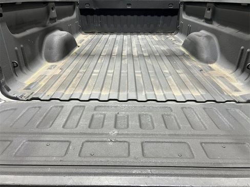 Used 2019 GMC Sierra 3500 SLT image 4