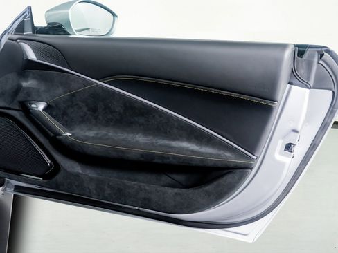 Used 2022 Ferrari Roma image 50