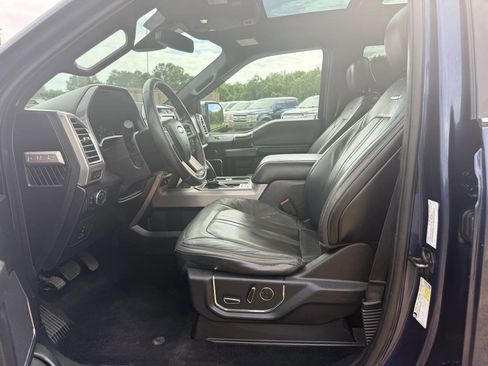 Used 2016 Ford F150 Platinum w/ Equipment Group 701A Luxury AWD/4WD image 16