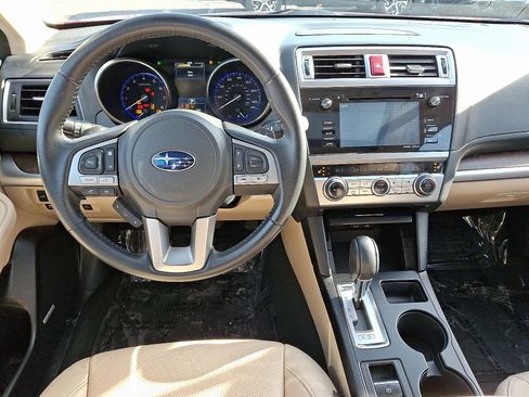 Used 2017 Subaru Outback 2.5i Limited image 9