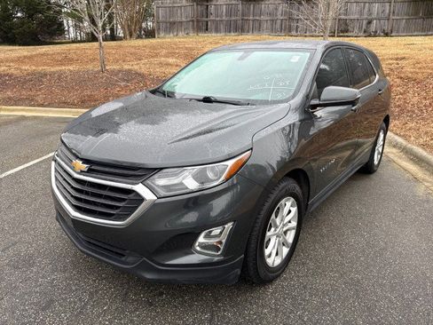 Used 2019 Chevrolet Equinox LT image 3