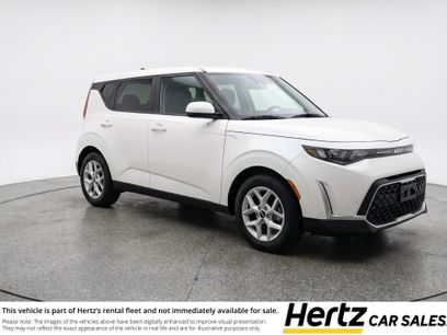 Used 2025 Kia Soul LX w/ LX Technology Package
