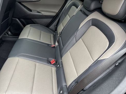 Certified 2025 Chevrolet Equinox LT w/ Convenience Package II image 9