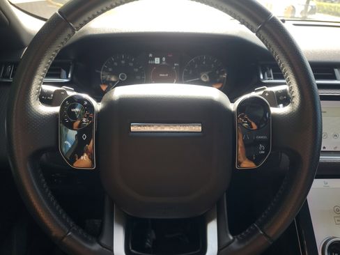 Used 2019 Land Rover Range Rover Velar S image 27