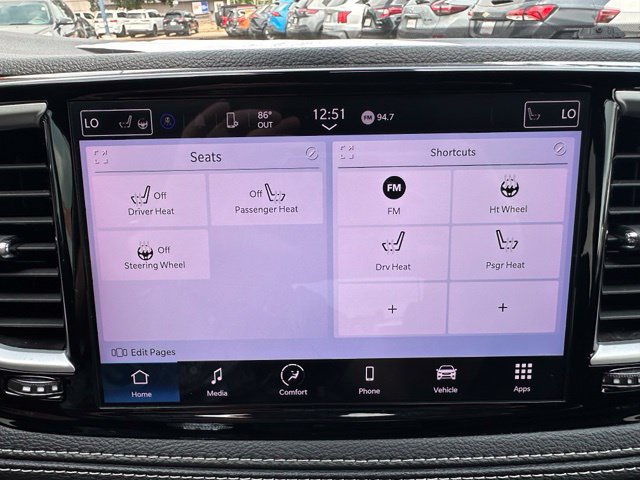 Used 2023 Chrysler Pacifica Touring FWD image 29