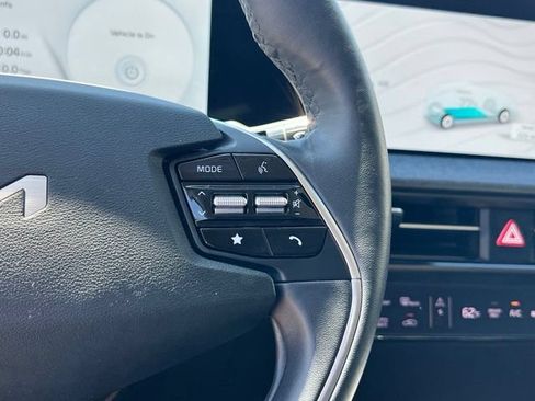Certified 2024 Kia EV6 Light AWD/4WD image 22