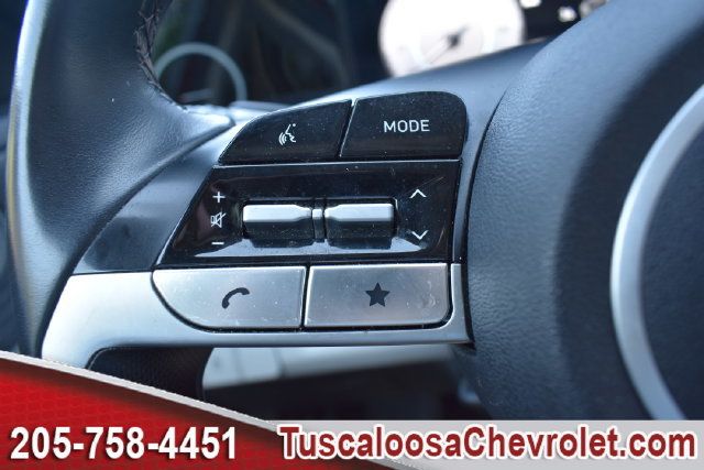 Used 2025 Hyundai Elantra Limited FWD image 30