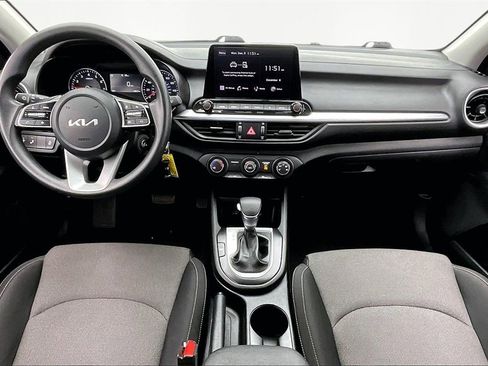 Used 2024 Kia Forte LXS w/ LXS Technology Package image 16