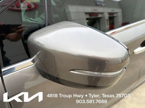 Used 2018 Honda Odyssey Elite image 5