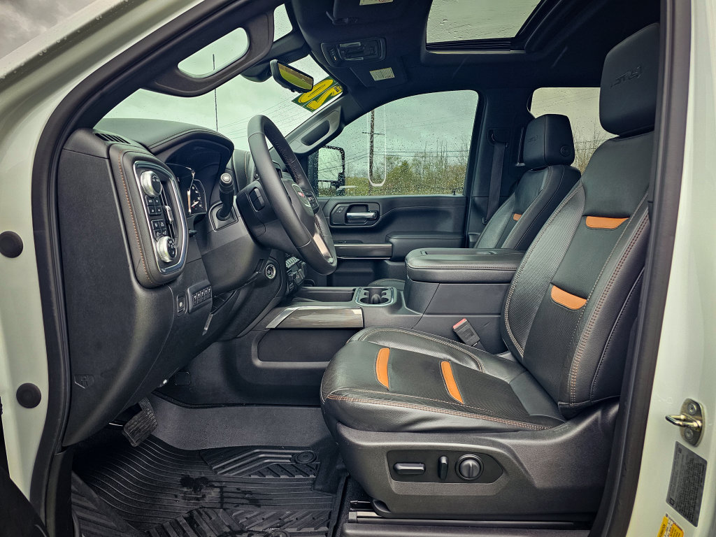Used 2020 GMC Sierra 3500 AT4 w/ AT4 Premium Package AWD/4WD image 16