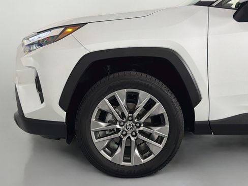Used 2025 Toyota RAV4 XLE Premium w/ Weather Package FWD image 10