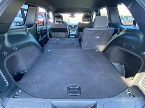 Used 2018 Jeep Grand Cherokee Laredo image 29