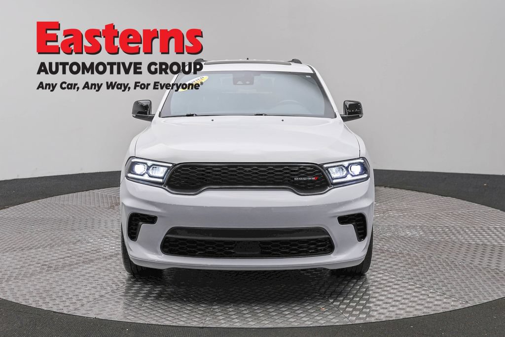 Used 2024 Dodge Durango GT RWD image 3