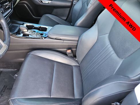 Used 2024 Lexus NX 350h AWD image 15