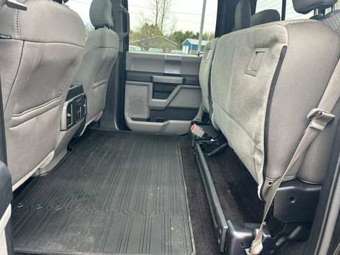 Used 2016 Ford F150 XLT w/ Equipment Group 302A Luxury image 25