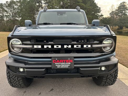 Used 2024 Ford Bronco Outer Banks image 2