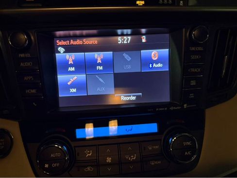 Used 2018 Toyota RAV4 Limited image 18