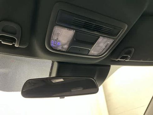 Used 2020 Honda Civic Sport image 21