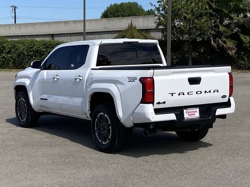 Certified 2024 Toyota Tacoma TRD Sport w/ TRD Sport Upgrade Package image 39