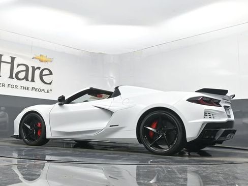 New 2026 Chevrolet Corvette E-Ray w/ Stealth Interior Trim Package image 34