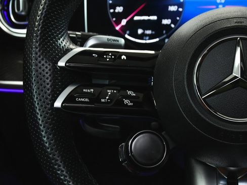 Used 2023 Mercedes-Benz C 43 AMG 4MATIC Sedan image 43