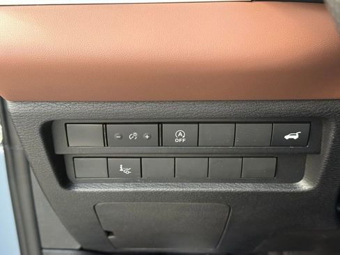 New 2026 Mitsubishi Outlander SEL AWD/4WD image 9