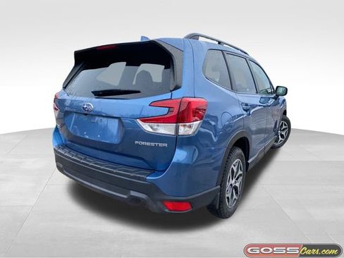 Used 2019 Subaru Forester Premium image 3