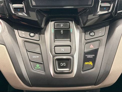 Used 2019 Honda Odyssey EX-L image 16