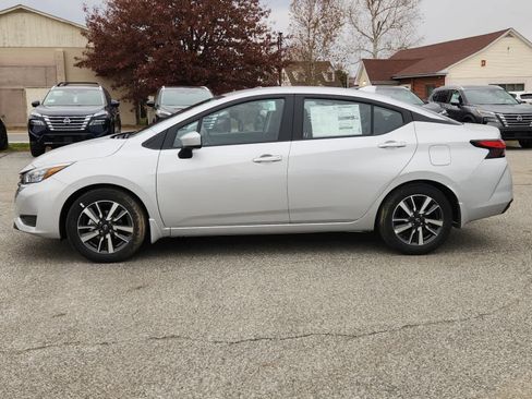 New 2025 Nissan Versa SV image 5