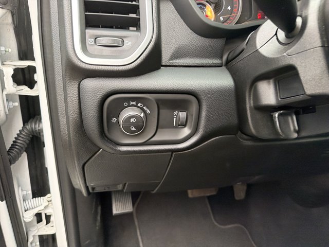 Used 2026 RAM 2500 Big Horn AWD/4WD image 18