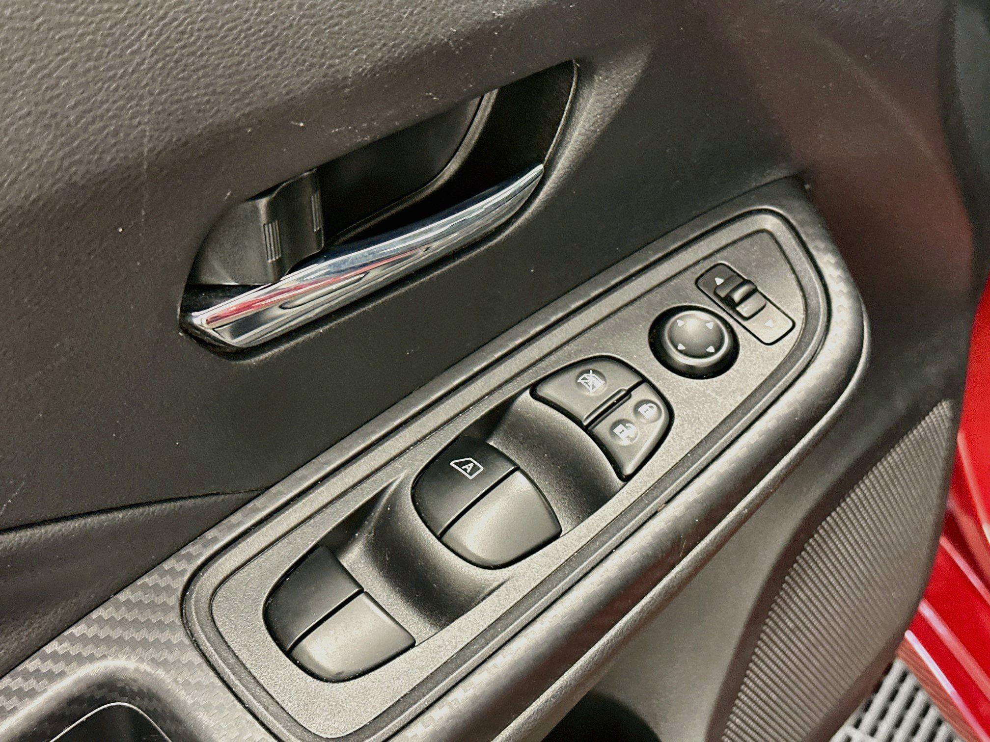 Used 2024 Nissan Versa SV FWD image 15