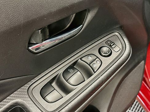 Used 2024 Nissan Versa SV FWD image 15