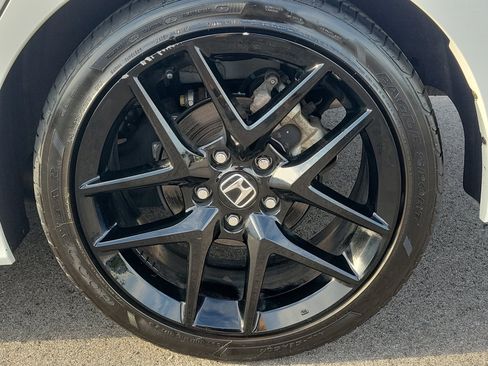 Used 2024 Honda Civic Sport image 12