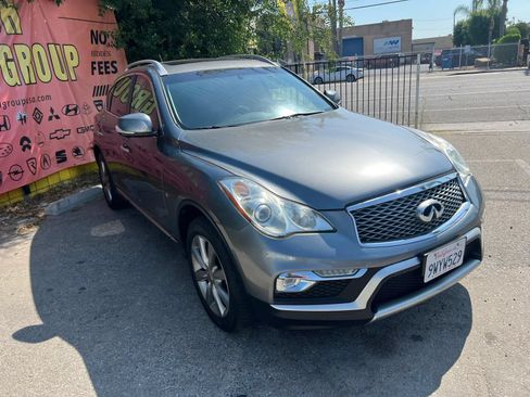 Used 2017 INFINITI QX50 2WD w/ Premium Plus Package image 3