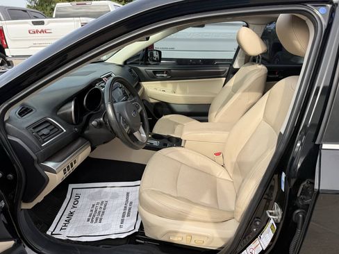 Used 2017 Subaru Legacy 2.5i Limited AWD/4WD image 8