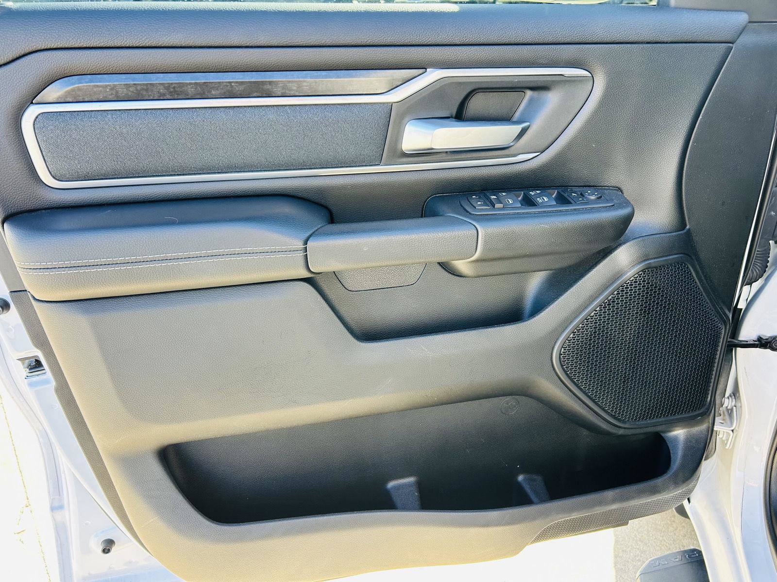 Used 2023 RAM 1500 Big Horn AWD/4WD image 10