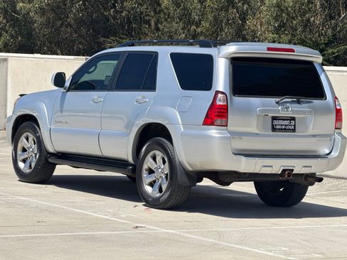 Used 2009 Toyota 4Runner Limited AWD/4WD image 3